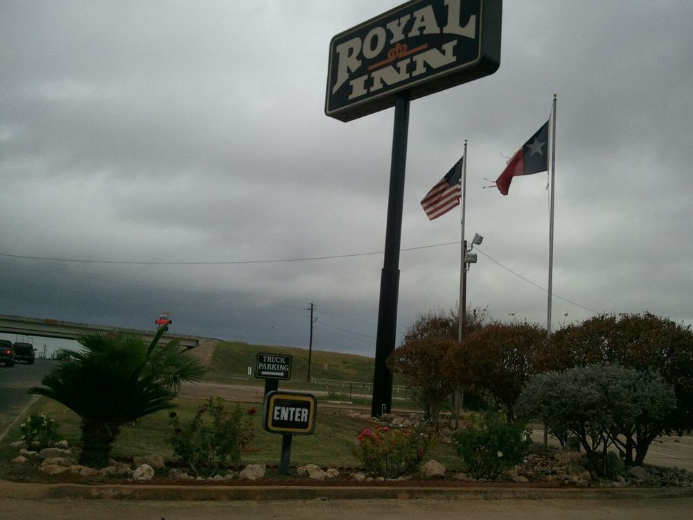 Royal Inn Pearsall Exteriér fotografie